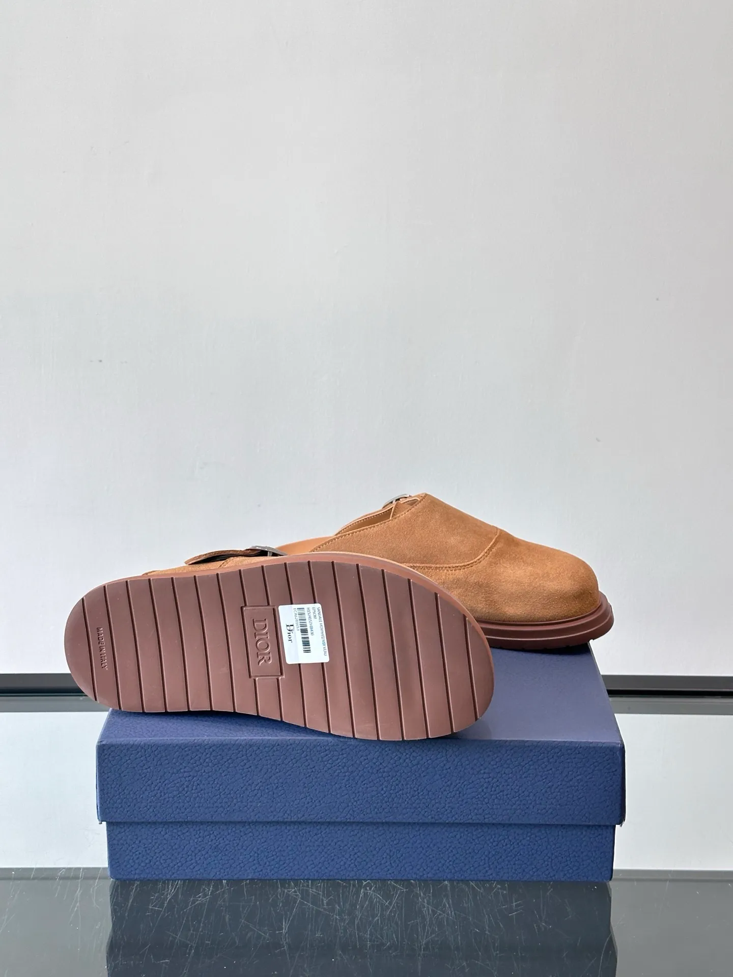 p360 "Dio＊" new men's printed toe-toe mules, classic presbyopia pattern + black EVA sole, low-key and high-end! Baotou design + metal buckle, perfect details, more comfortable and stable to wear✨, very versatile for daily outings or light luxury occasions. Oblique print is Dior's signature element. It is highly recognizable and full of fashion sense. It is a must-have for quality enthusiasts! 👟 size：38-44